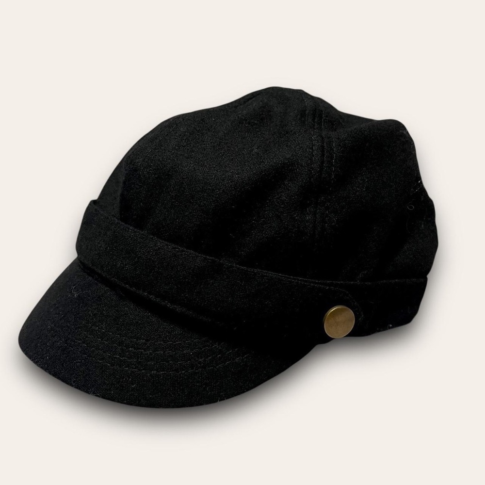 Y2K Black Wool Studded Newsboy Cap Mark. Downtown Girl Indie Sleaze